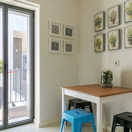 Apartment 2bdr With Balcony By Lovelystay Lissabon