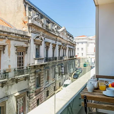 2bdr With Balcony By Lovelystay Appartement Lisboa
